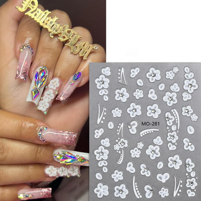 3D white flower nail art
